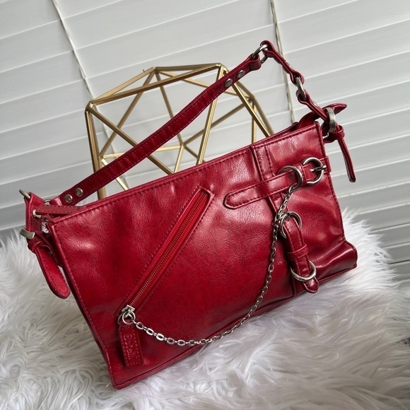 Botelli red silver hardware chain handbag - Picture 9 of 13